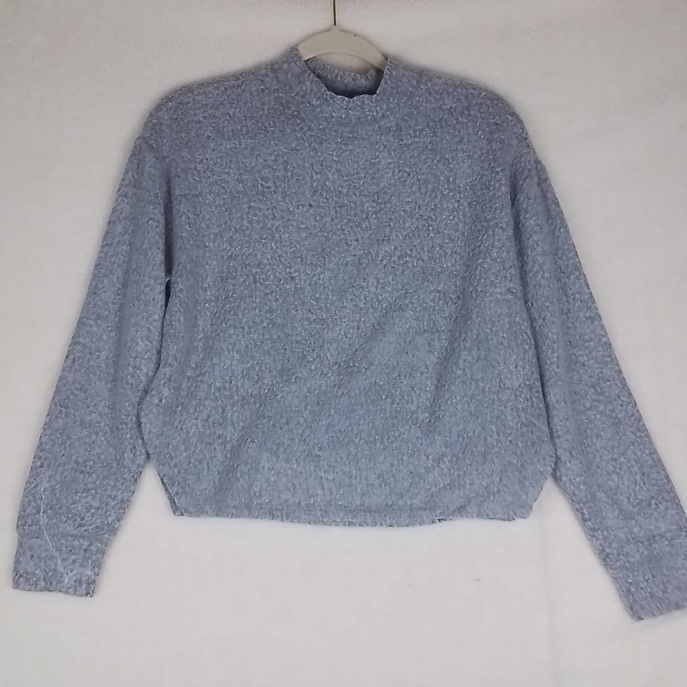 Abound Mock Neck‎ Cropped Sweater Size X Small in Gray and White